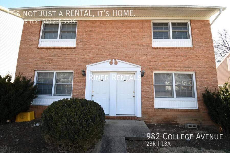 Townhouse for rent at 982 College Ave, Harrisonburg, VA 22802