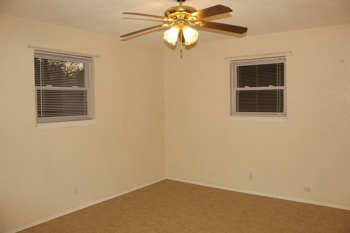 House for rent at 4 Oakmont Circle, Belton, TX 76513
