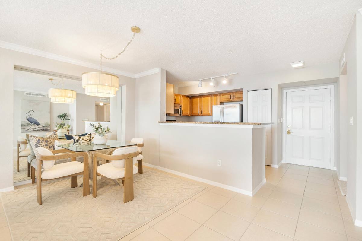 Apartment for rent at 1801 N Flagler Dr #840, West Palm Beach, FL 33407