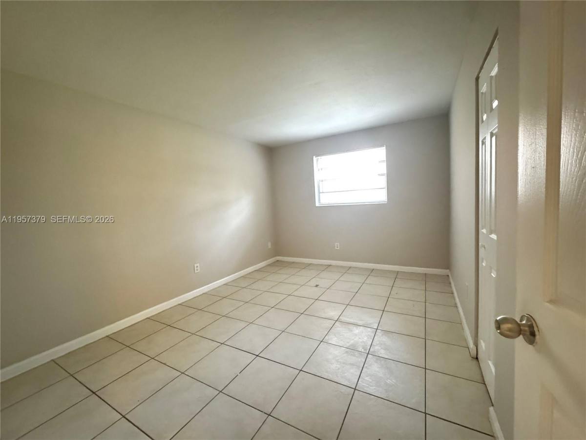 Condo for rent at 1370 NE 119th St #137006, Miami, FL 33161