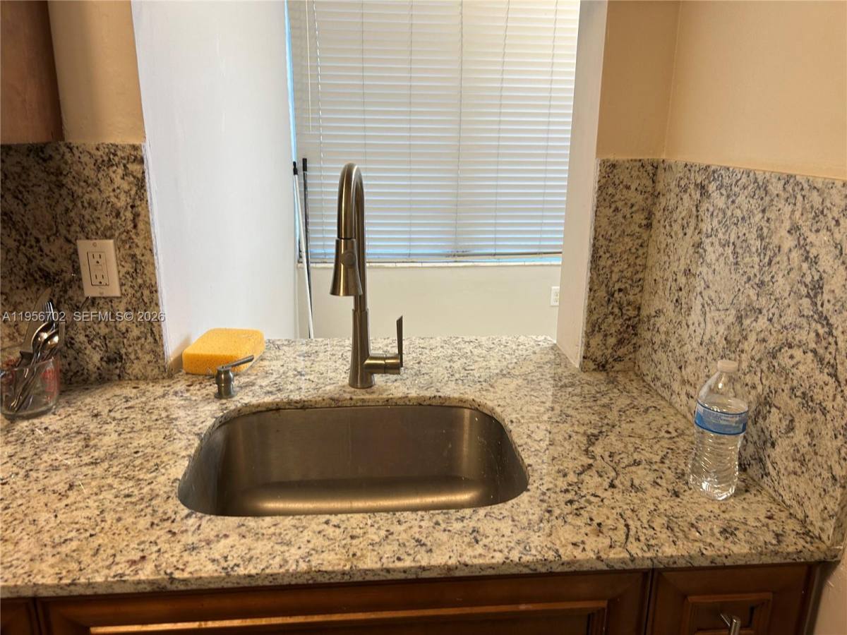 Apartment for rent at 270 NE 191st St #101, Miami, FL 33179