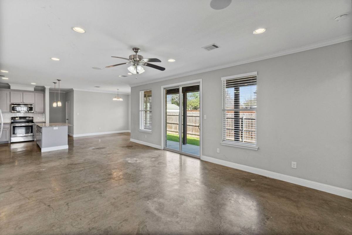 House for rent at 2800 Gordon Ave, Fort Worth, TX 76110