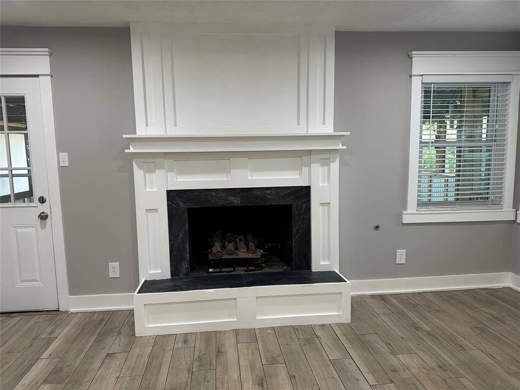 Apartment for rent at 228 Oak Manor Dr #228, Alvin, TX 77511