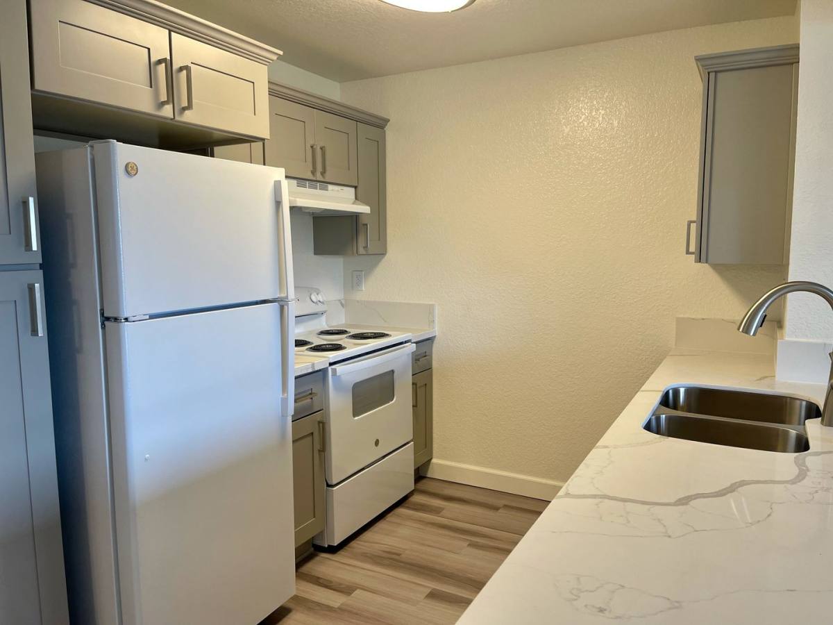 Apartment for rent at 1207 Sel Camino Real, Oceanside, CA 92054