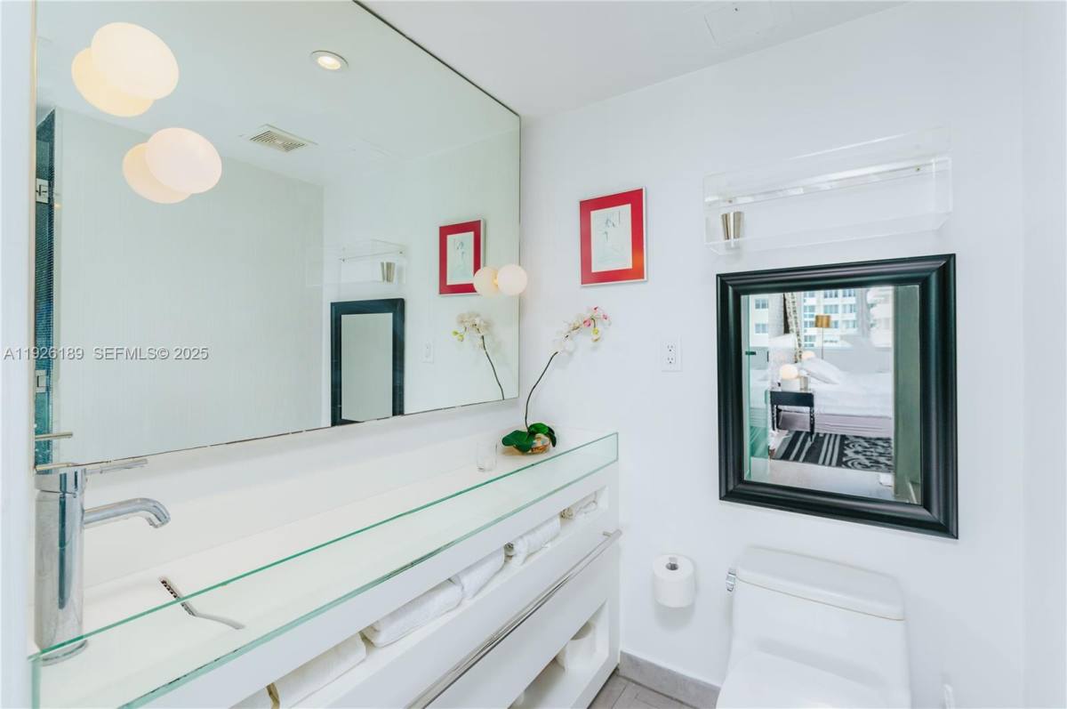 Apartment for rent at 1100 W Ave #1004, Miami Beach, FL 33139