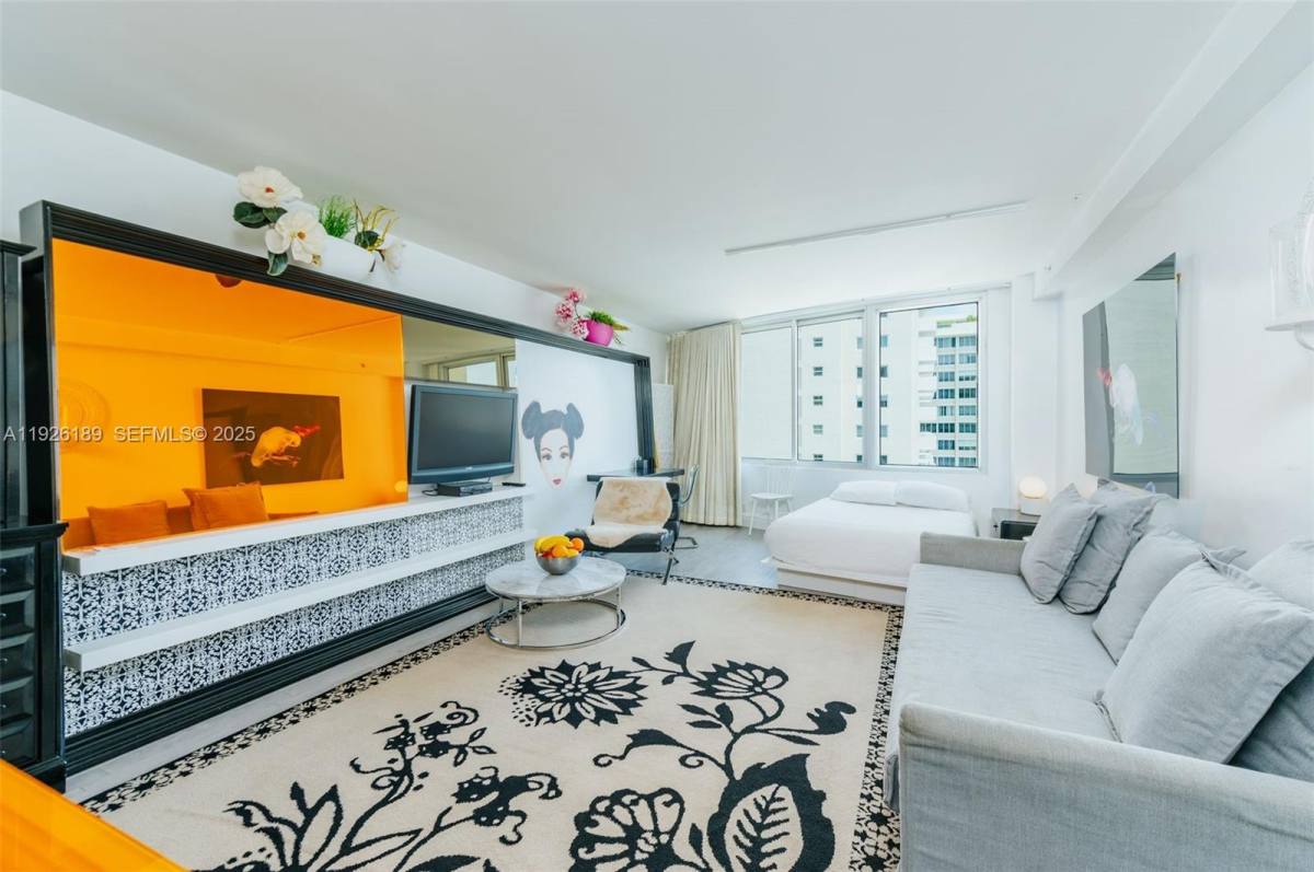 Apartment for rent at 1100 W Ave #1004, Miami Beach, FL 33139