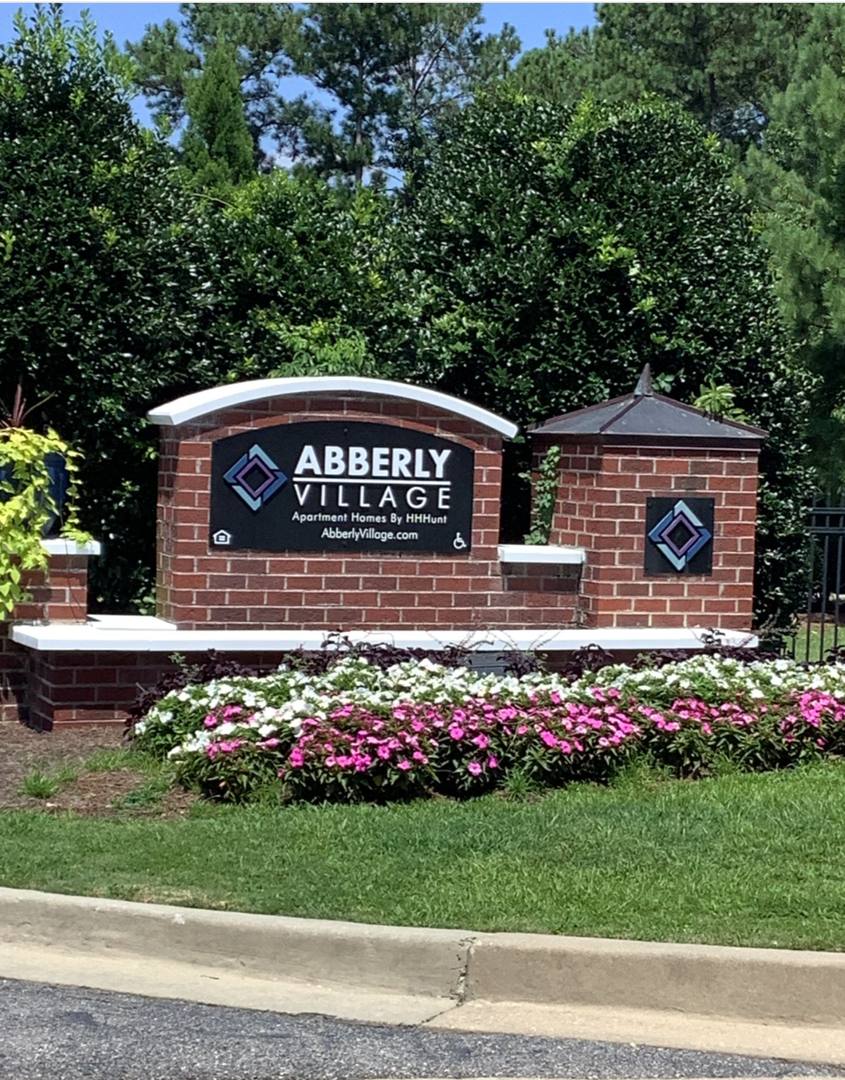 Apartment for rent at 1000 Abberly Village Circle, West Columbia, SC 29169