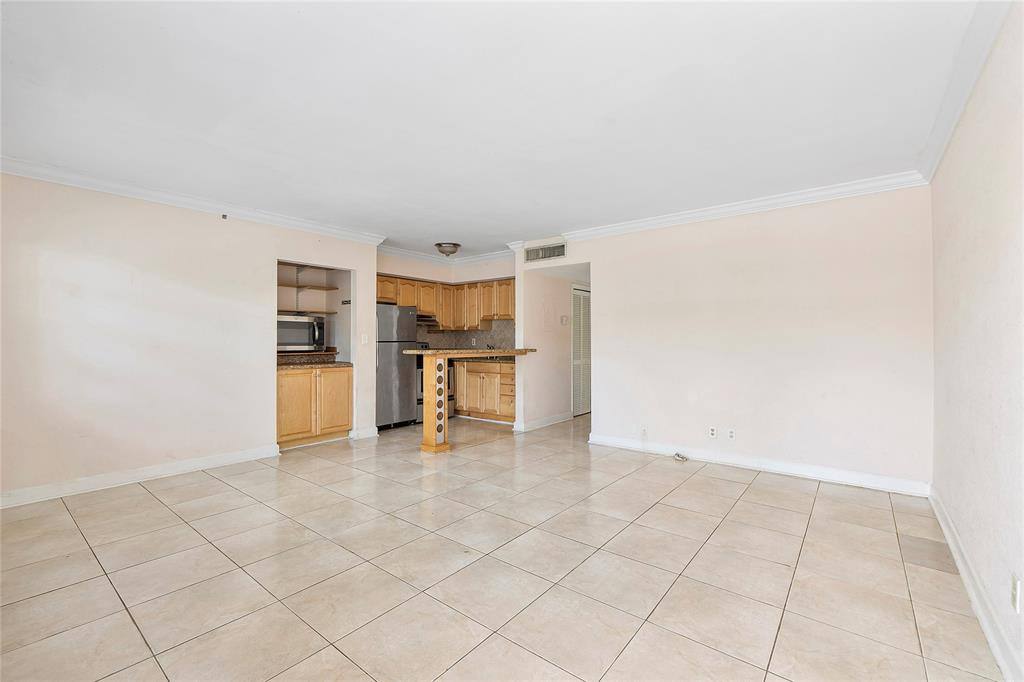 Condo for rent at 4050 NE 12th Terrace #392, Fort Lauderdale, FL 33334