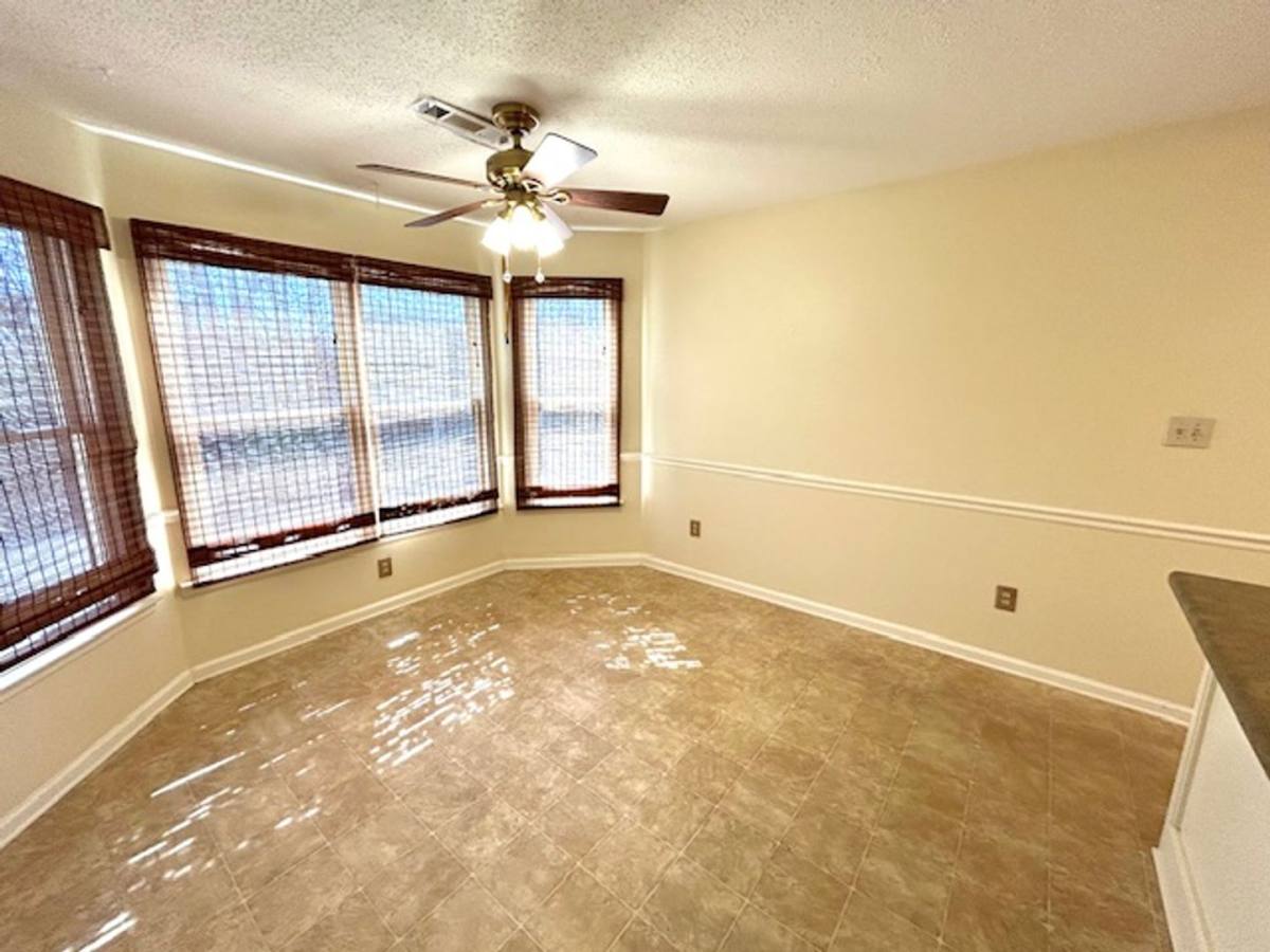 House for rent at 122 W Lake Circle, Madison, AL 35758