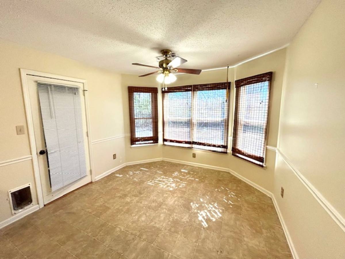 House for rent at 122 W Lake Circle, Madison, AL 35758