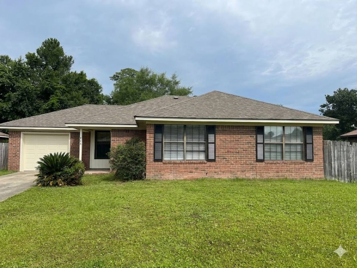 House for rent at 960 Gulfstream Rd, Hinesville, GA 31313