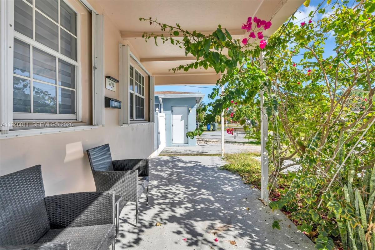 Apartment for rent at 709 SW 7th Ave #709A&B, Hallandale, FL 33009