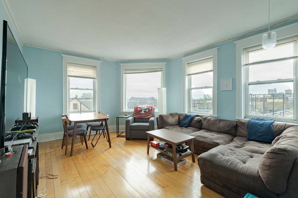 Apartment for rent at 178 Brighton Ave #15, Allston, MA 02134