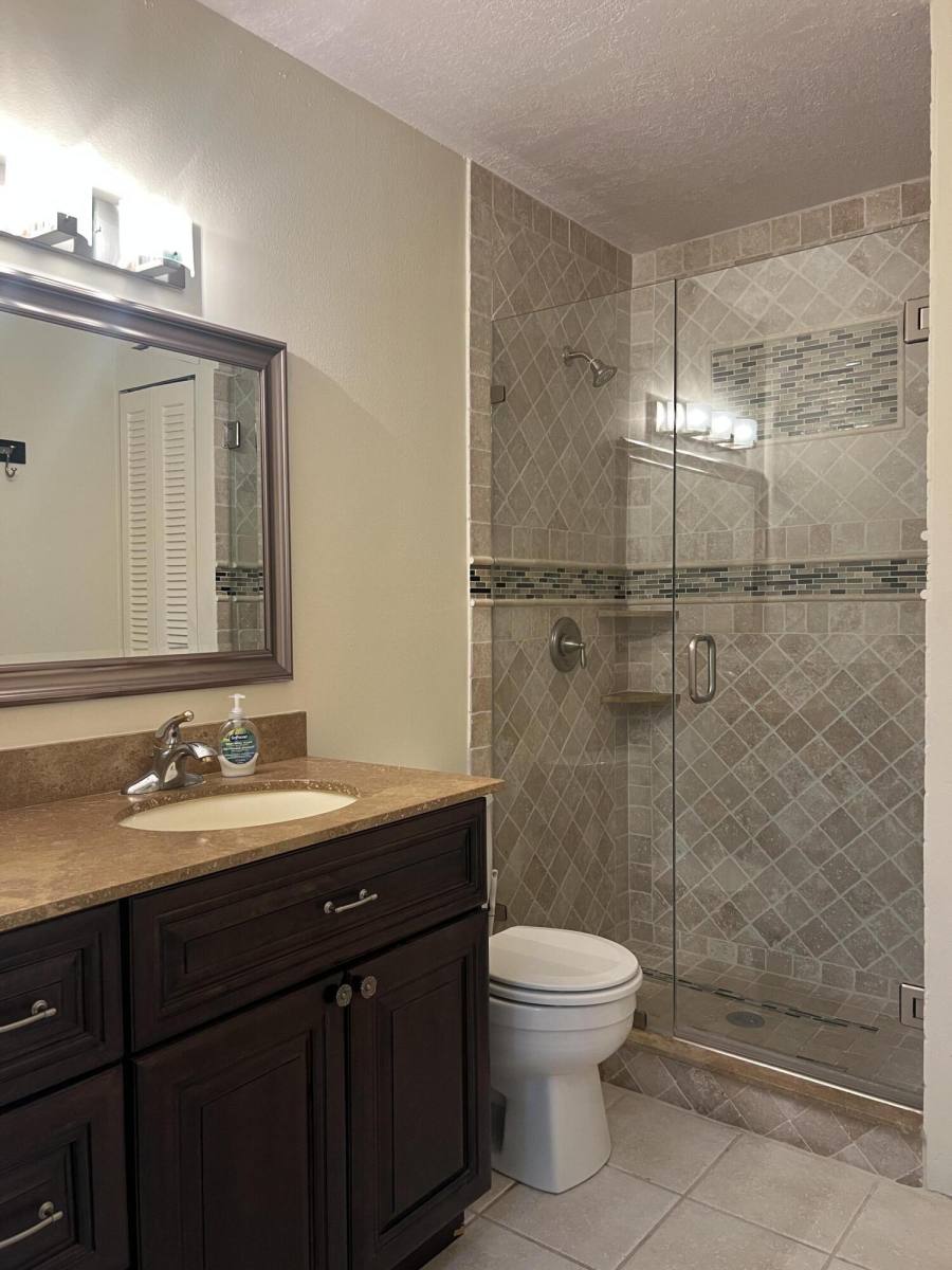 Apartment for rent at 409 Golden River Dr #409, West Palm Beach, FL 33411