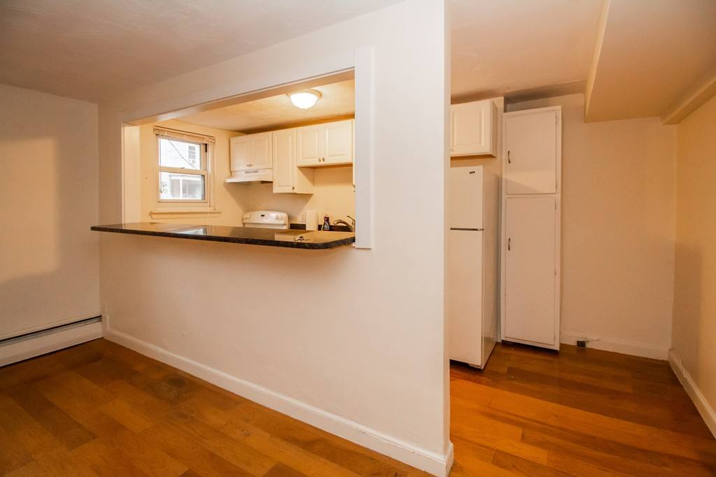 Apartment for rent at 95 Chestnut St #1B, Brookline, MA 02445