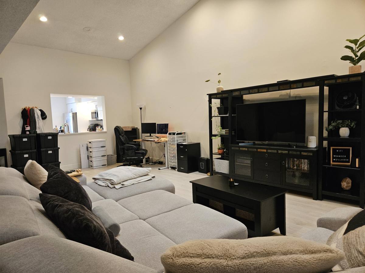 Apartment for rent at 7976 La Mirada Dr, Boca Raton, FL 33433