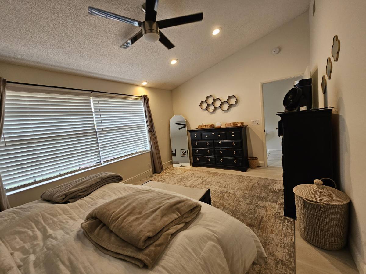 Apartment for rent at 7976 La Mirada Dr, Boca Raton, FL 33433