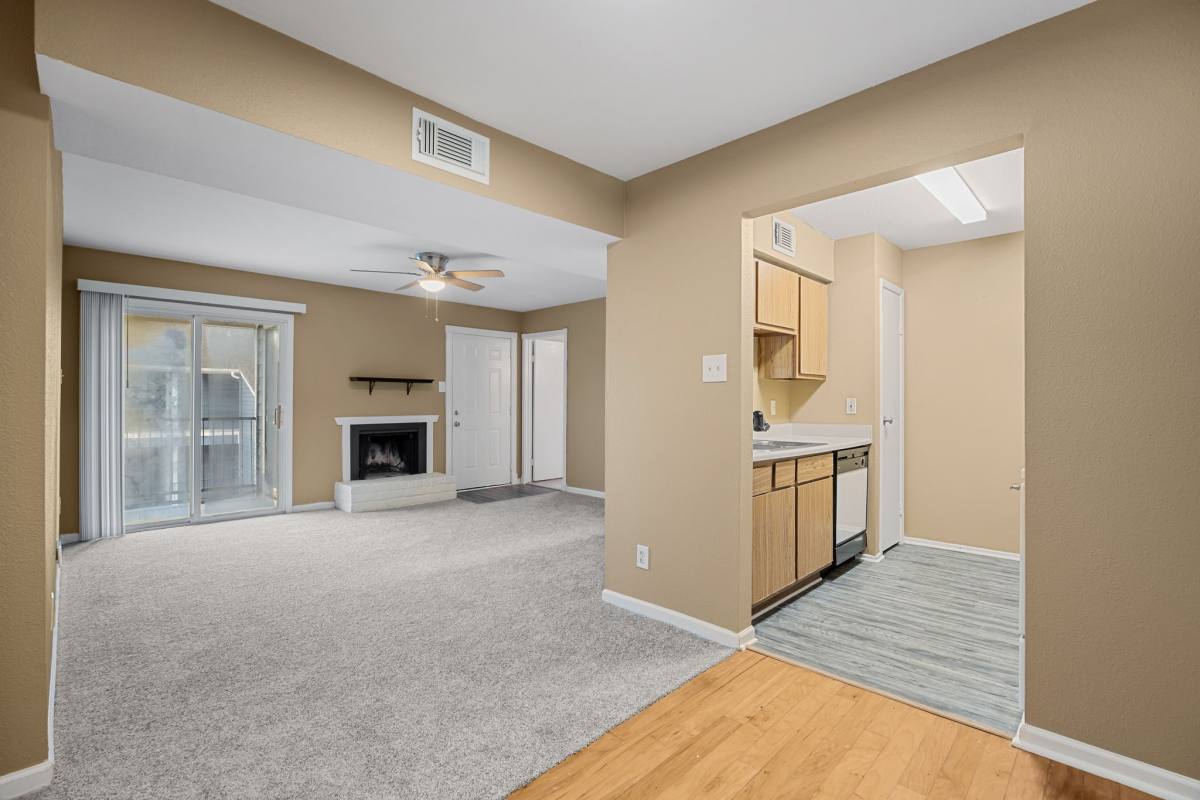 Condo for rent at 18515 Egret Bay Blvd #1208, Houston, TX 77058