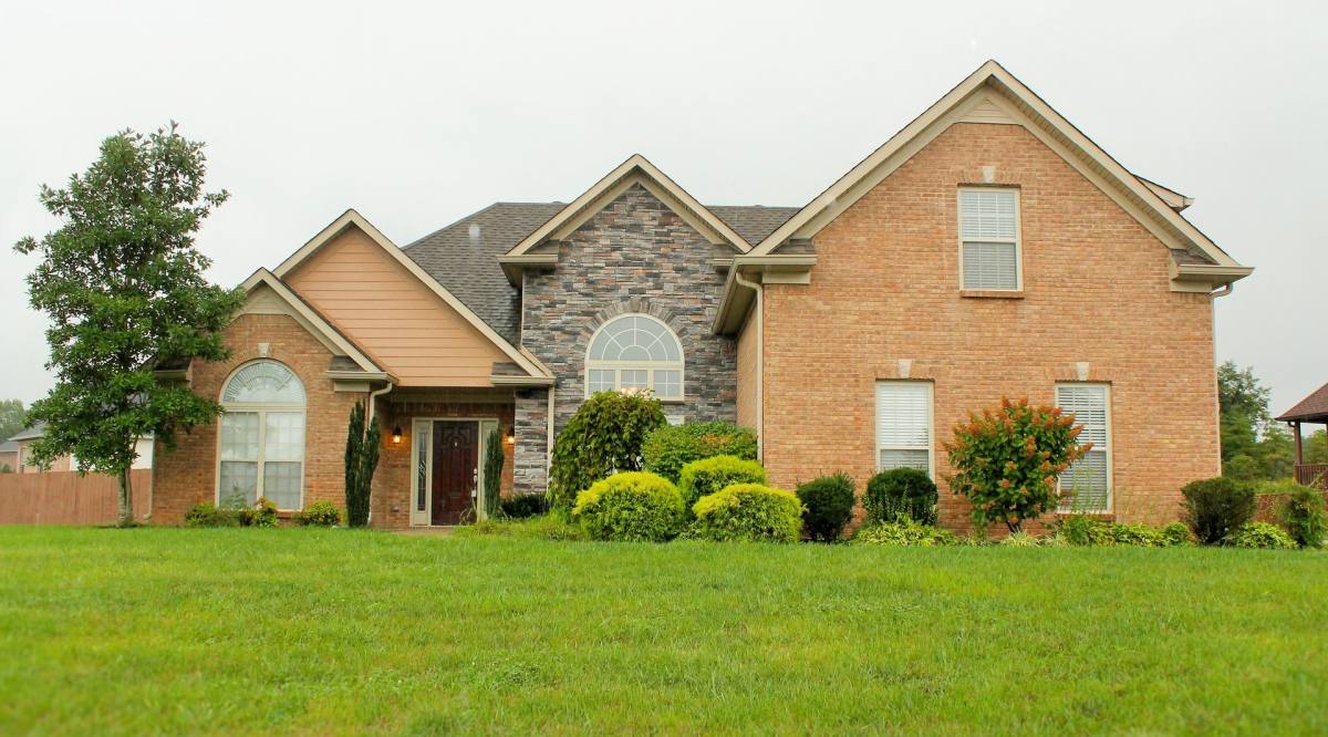 House for rent at 3636 Prestwicke Place, Adams, TN 37010