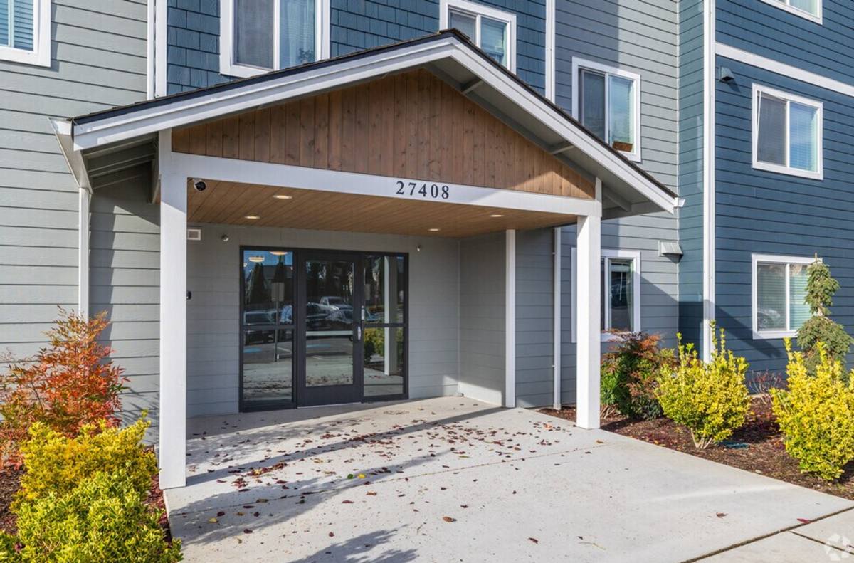 Apartment for rent at 27408 72nd Ave NW, Stanwood, WA 98292