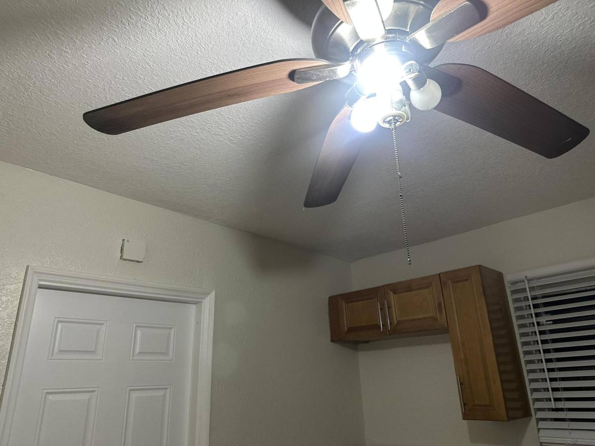Apartment for rent at 225 NW 125th St #225, Miami, FL 33168