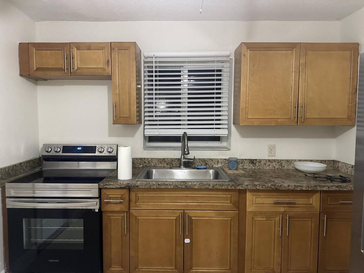 Apartment for rent at 225 NW 125th St #225, Miami, FL 33168