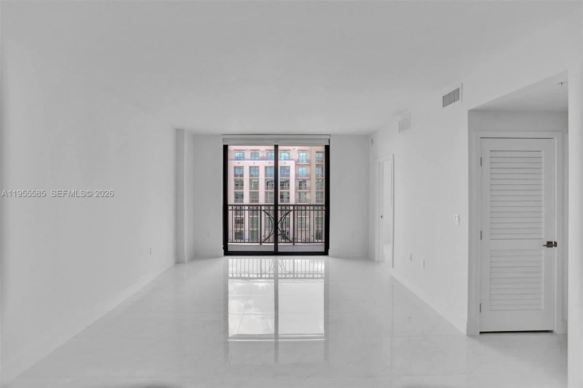 Apartment for rent at 301 Altara Ave #730, Miami, FL 33146