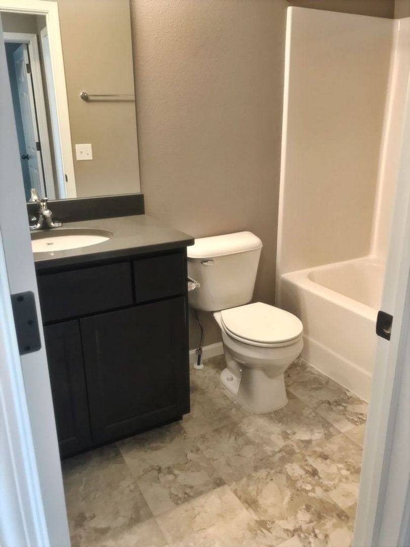 House for rent at 3608 24th St SE, Mandan, ND 58554