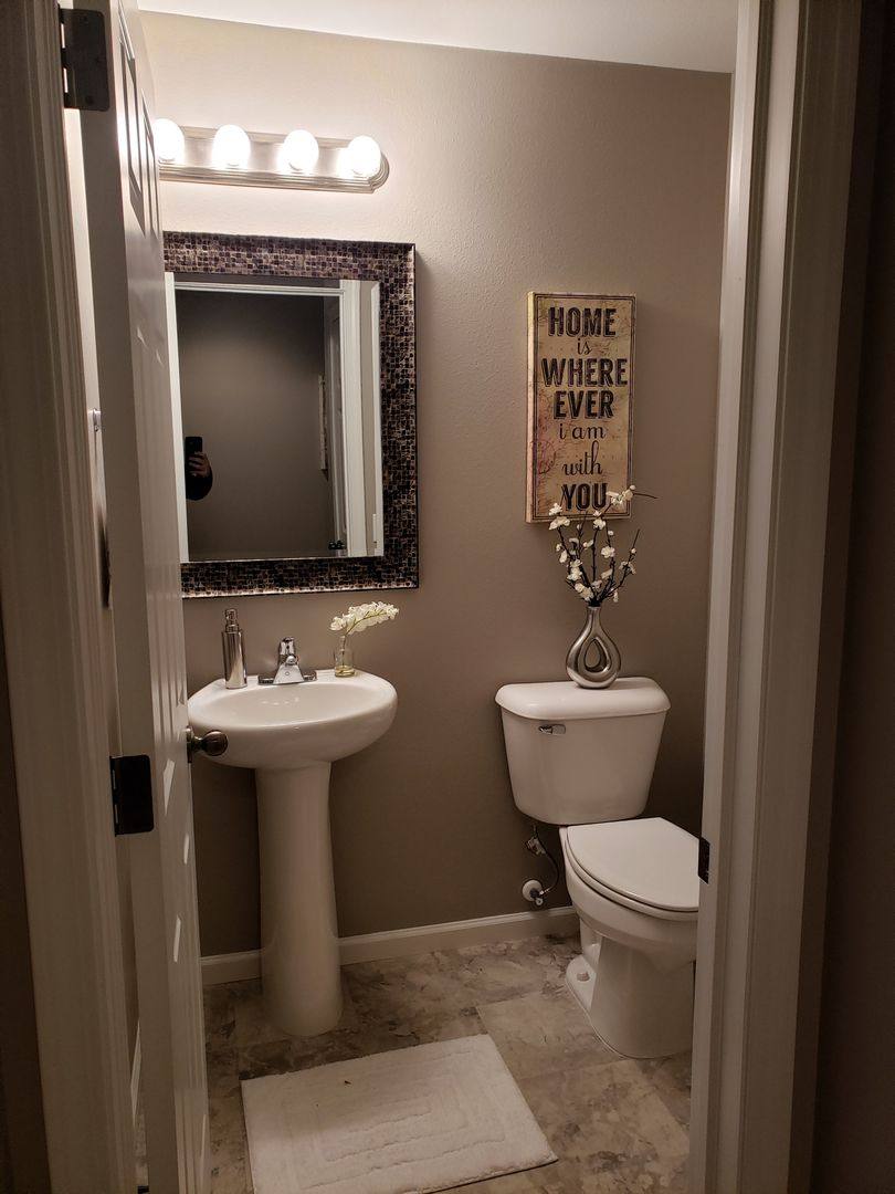 House for rent at 3608 24th St SE, Mandan, ND 58554