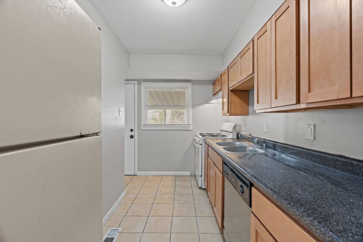 House for rent at 317 Cameron Rd, Saint Louis, MO 63137
