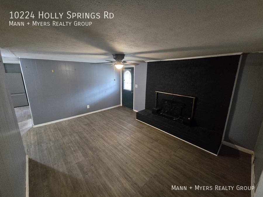 House for rent at 10224 Holly Springs Rd, Holly Springs, NC 27540