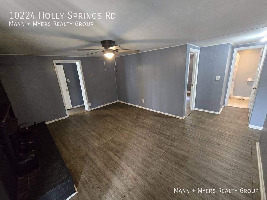 House for rent at 10224 Holly Springs Rd, Holly Springs, NC 27540