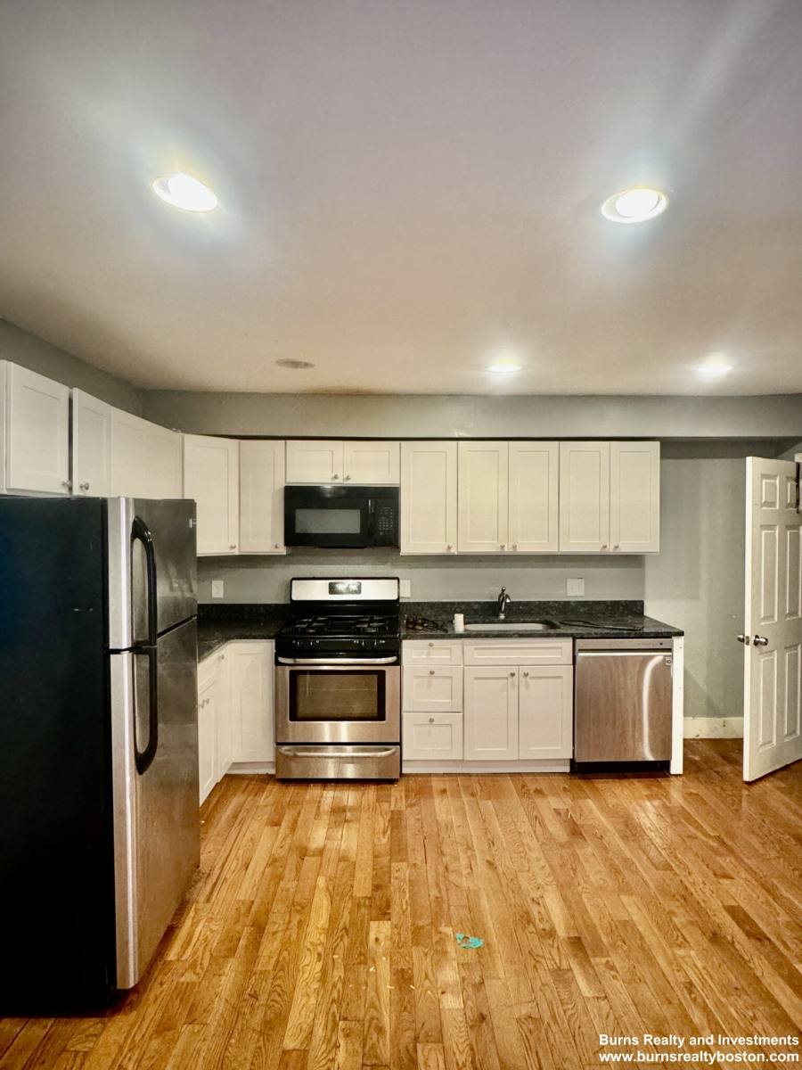 178 Bowen St #2, South Boston, MA 02127