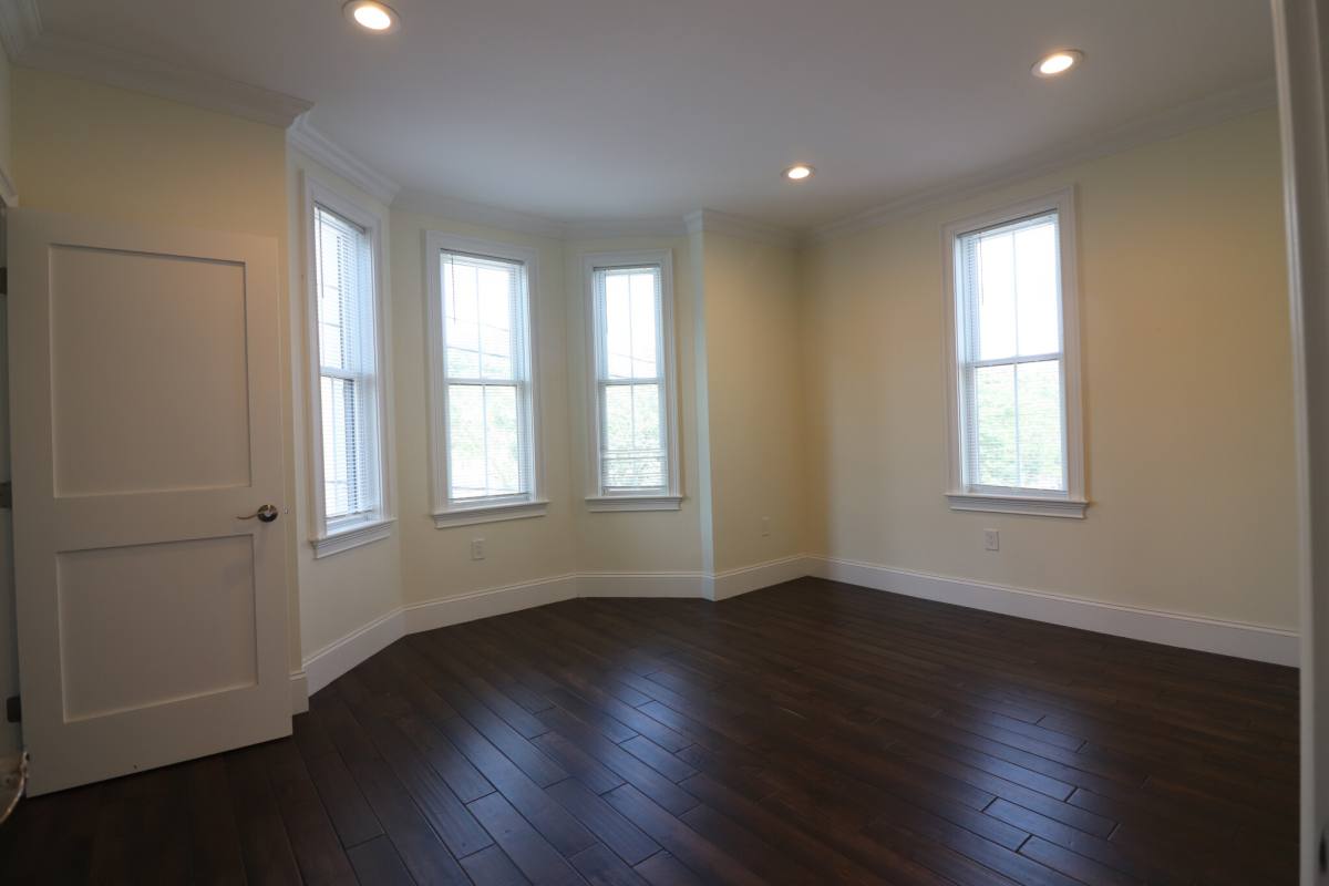 Apartment for rent at 140 Minden St #2, Jamaica Plain, MA 02130