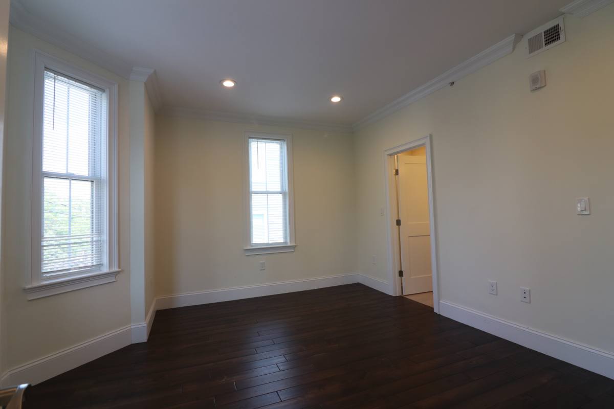 Apartment for rent at 140 Minden St #2, Jamaica Plain, MA 02130