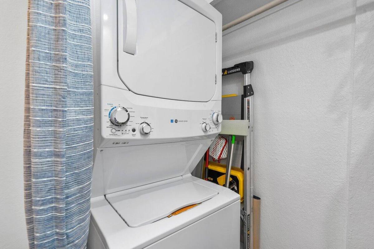 Condo for rent at 1040 Banyan Rd #2010, Boca Raton, FL 33432