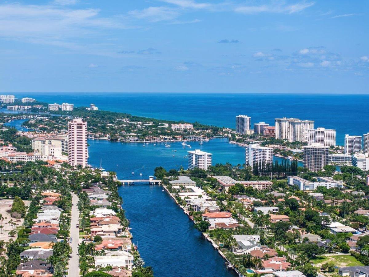 Condo for rent at 1040 Banyan Rd #2010, Boca Raton, FL 33432