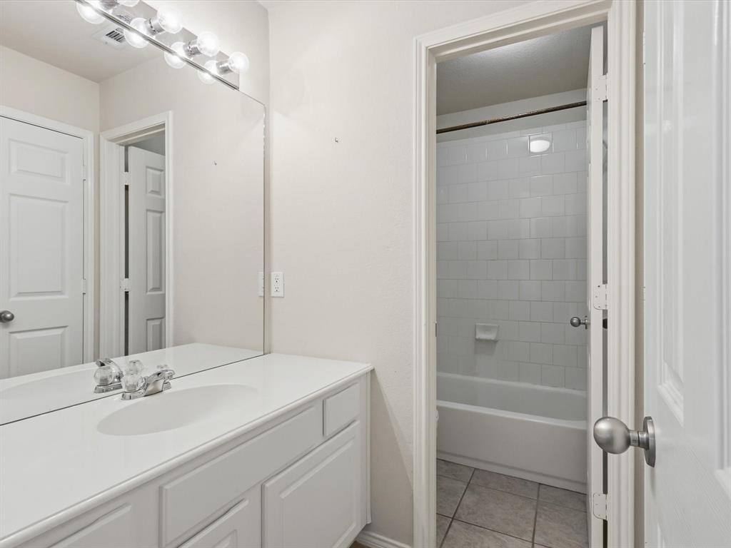 Apartment for rent at 11039 Sonterra Lane, Frisco, TX 75033