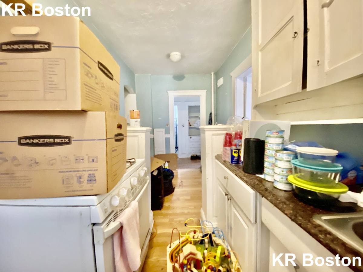Apartment for rent at 9 James St #2, Brookline, MA 02446