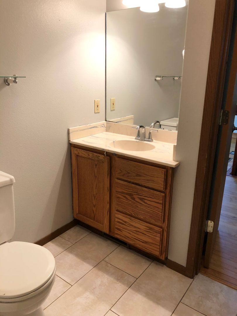 House for rent at 908 Sandusky Dr, Iowa City, IA 52240