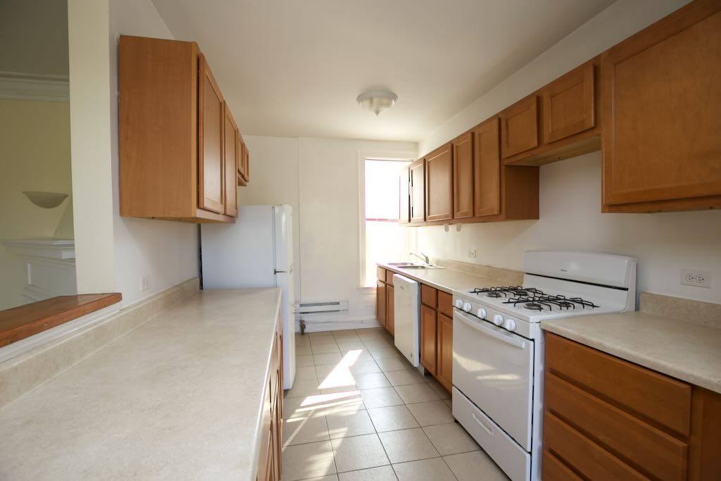 Apartment for rent at 918 18 Green Bay #DL2, Winnetka, IL 60093