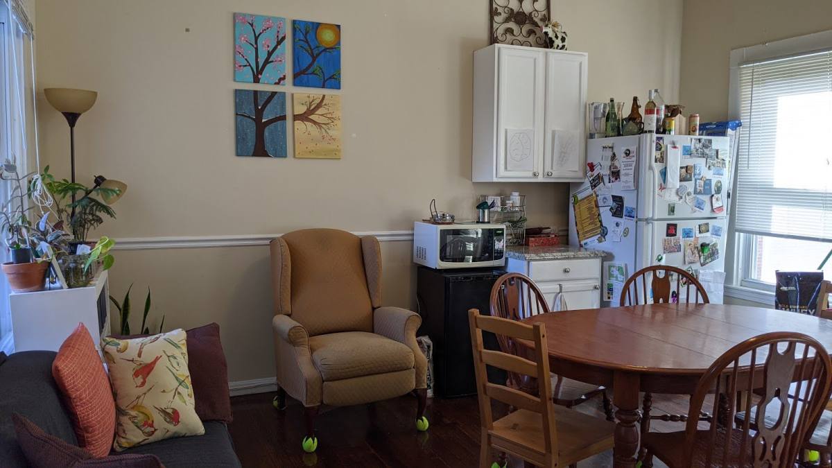 Apartment for rent at 195 Green St #1, Cambridge, MA 02139