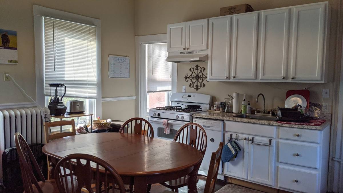 Apartment for rent at 195 Green St #1, Cambridge, MA 02139
