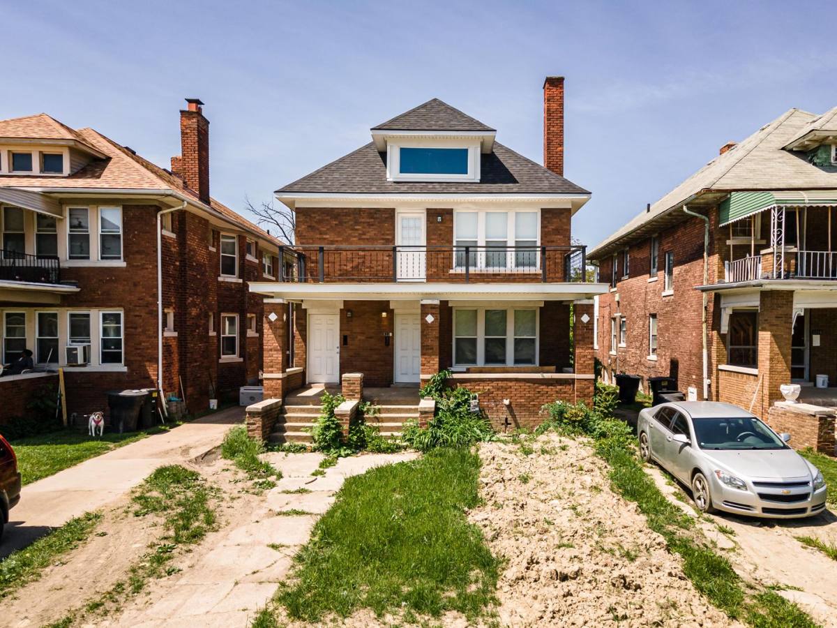Apartment for rent at 1224 Virginia Park, Detroit, MI 48202