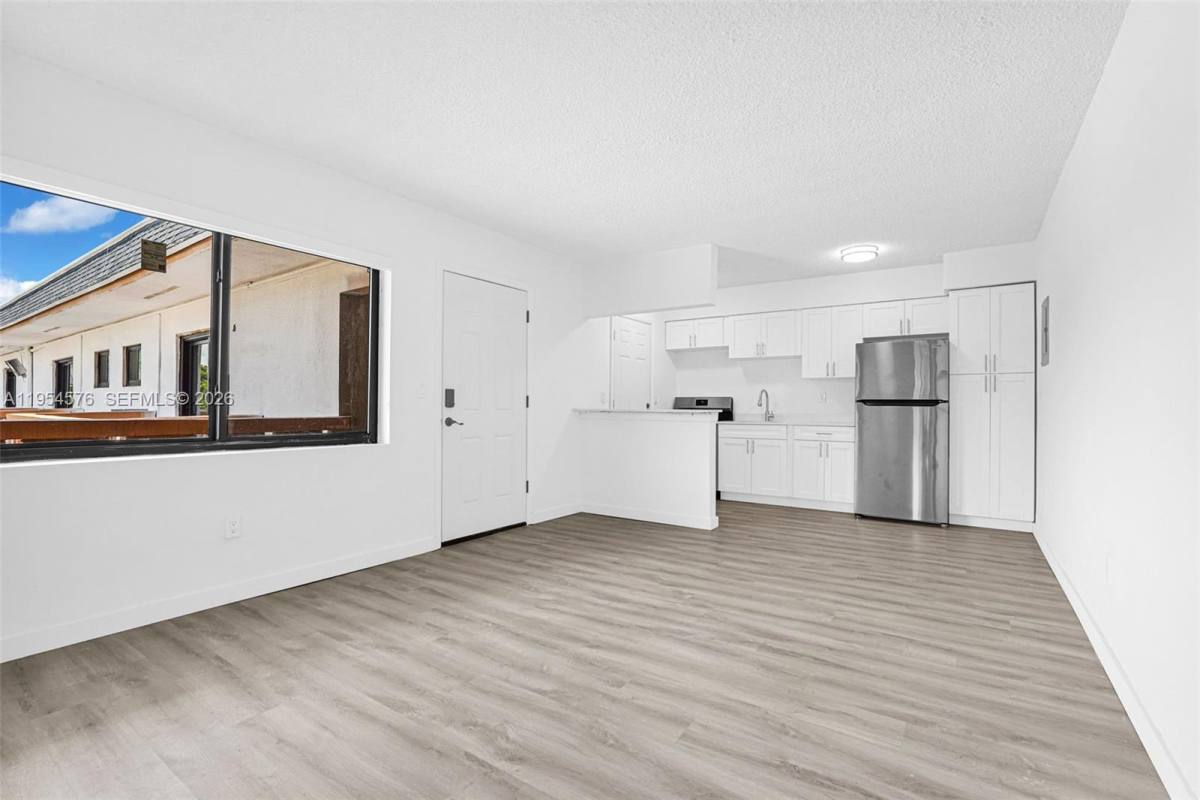 Apartment for rent at 13210 Memorial Highway 13210-216, Miami, FL 33161
