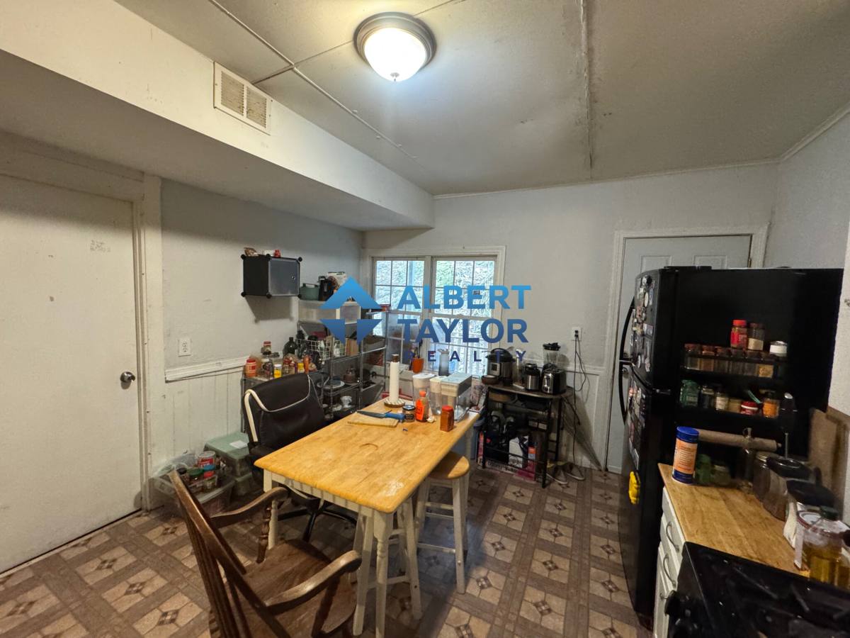 Apartment for rent at 160 Centre St #2, Roxbury, MA 02119