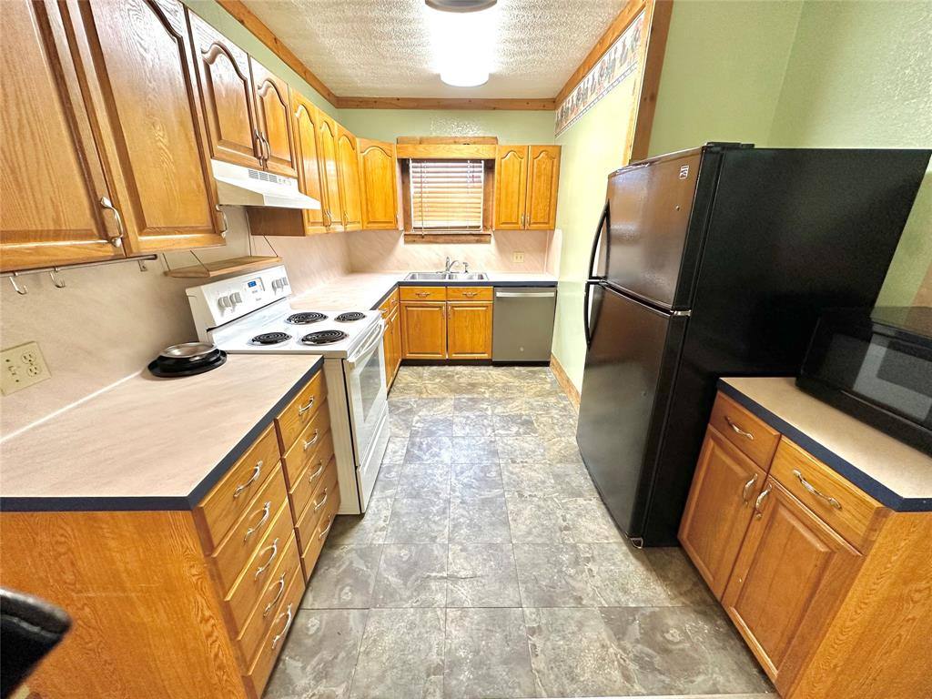 Apartment for rent at 1694 Old Luling Rd, Lockhart, TX 78644