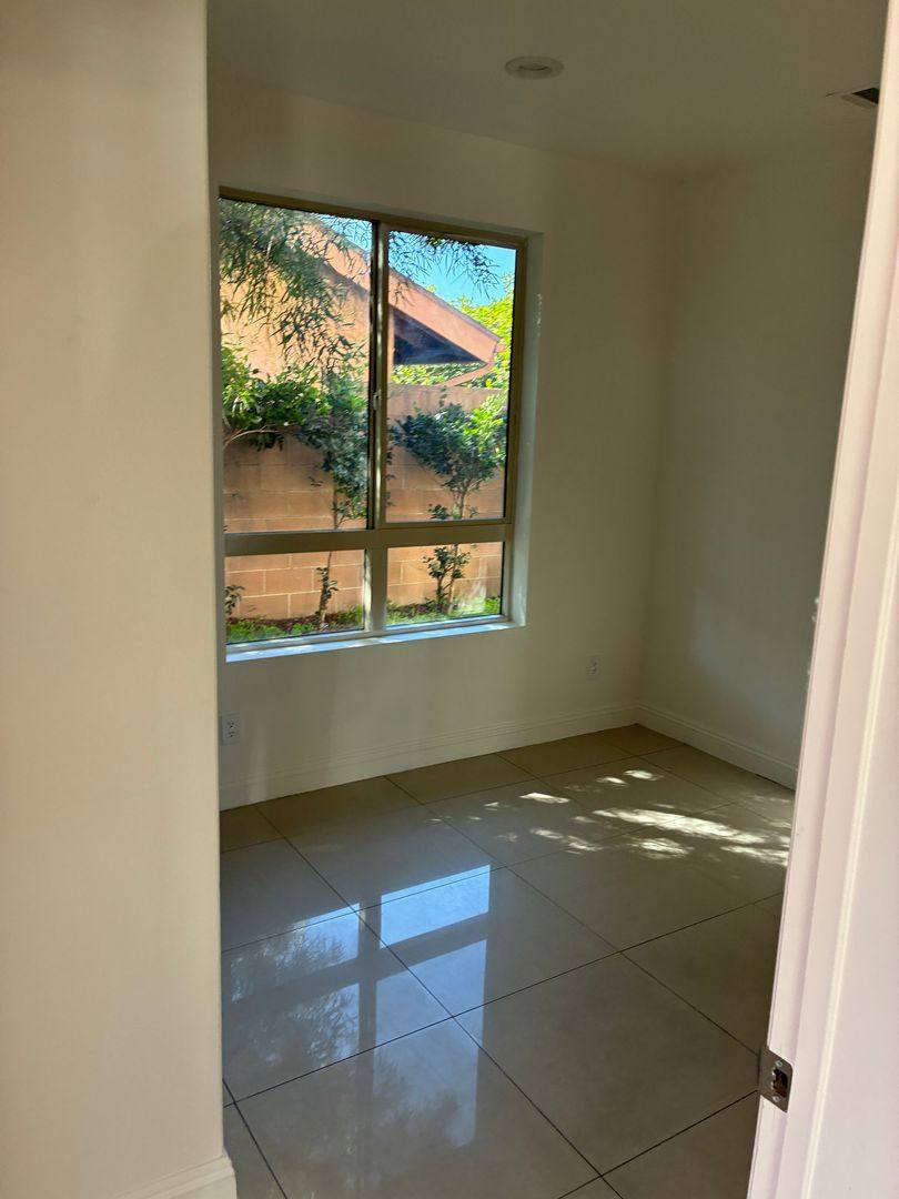 Townhouse for rent at 9619 Longden Ave, Temple City, CA 91780
