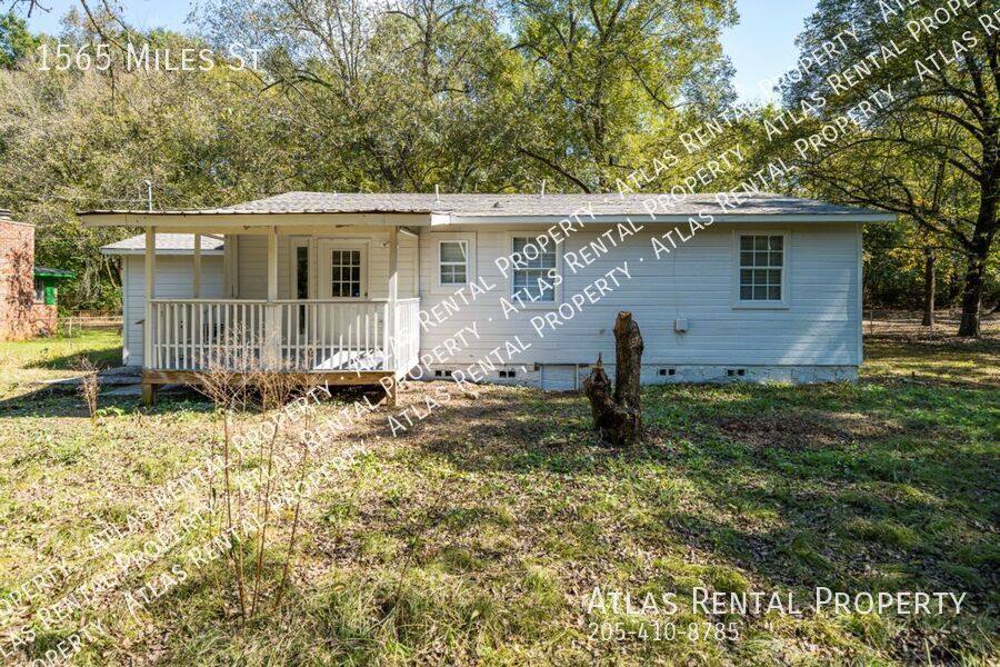 House for rent at 1565 Miles St, Dolomite, AL 35061