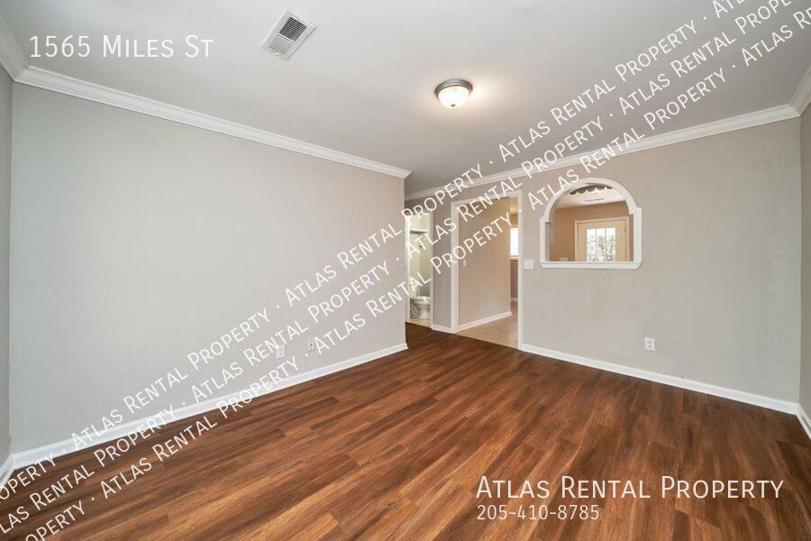 House for rent at 1565 Miles St, Dolomite, AL 35061